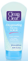 Clean & Clear Oxygenating Facial Scrub 